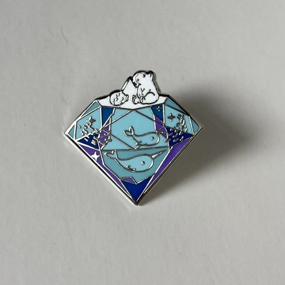*50% OFF! Iceberg Polar Bear Narwhal pin glacier ice berg ocean save the bears - Picture 3 of 3